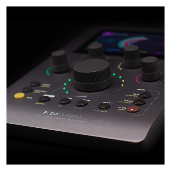Softube Flow Studio Control Surface - Detail 2