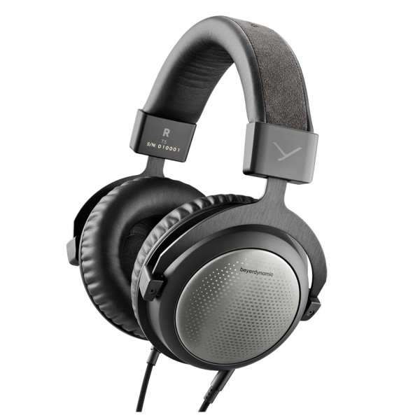 Beyerdynamic T5 (3rd Generation) Closed-Back High-End Tesla Headphones - Angled