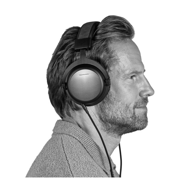 Beyerdynamic T5 (3rd Generation) Closed-Back High-End Tesla Headphones - Lifestyle