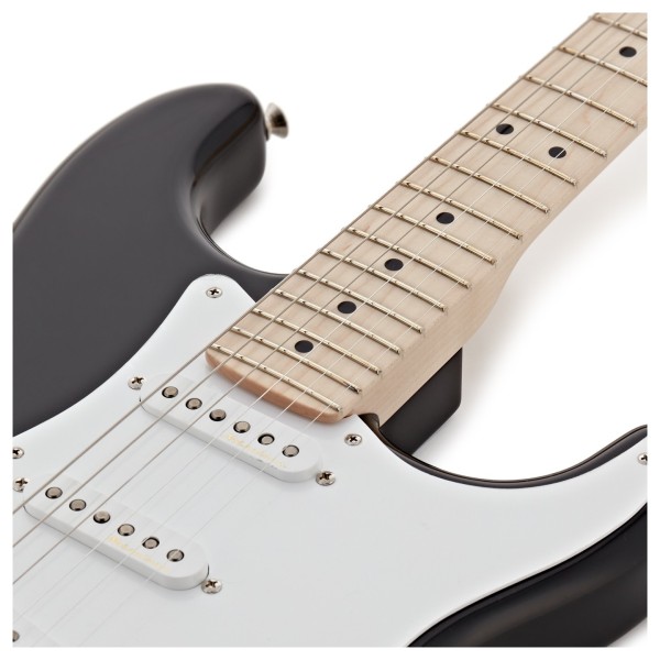 Fender Custom Shop Eric Clapton Signature Stratocaster, Maple Fingerboard, Black - upper frets