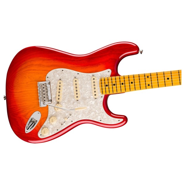Fender American Professional Stratocaster MN, Aged Cherry Burst - body