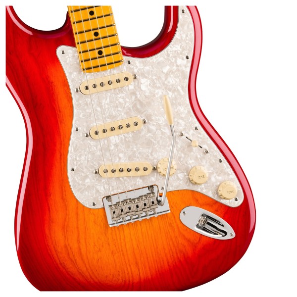 Fender American Professional Stratocaster MN, Aged Cherry Burst - hardware