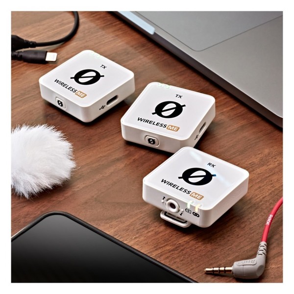 Rode Wireless ME Dual Compact Wireless Microphone System, White - Lifestyle