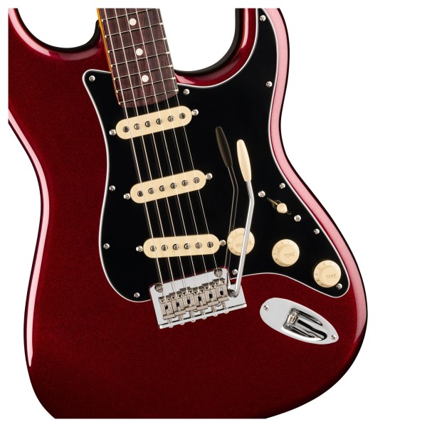Fender American Professional Stratocaster RW, Oxblood - hardware