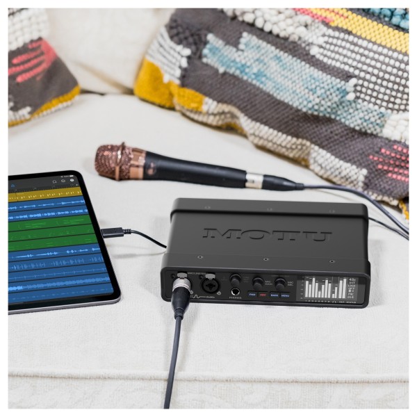 Motu OctaLite 16x12 USB Audio Interface - Lifestyle 2