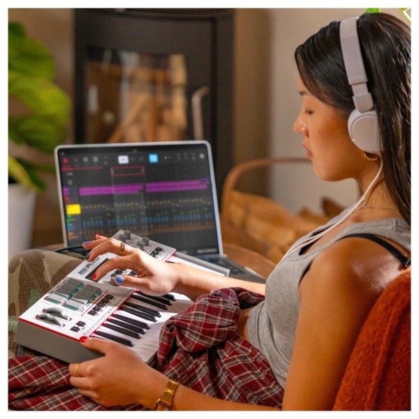 Akai MPK Mini Plus II 37-Key MIDI Keyboard - Lifestyle