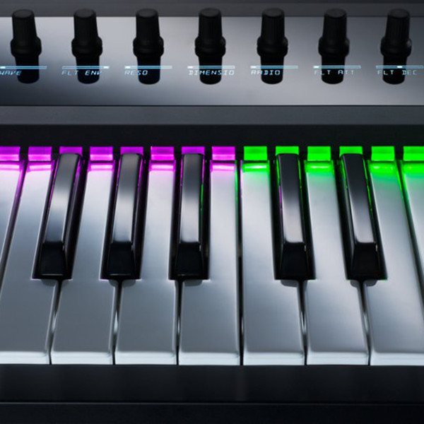 Native Instruments Komplete Kontrol S88 with Komplete 10 Ultimate