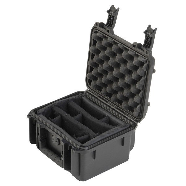 SKB iSeries 0907-4 Waterproof Case (With Dividers) - Angled Open
