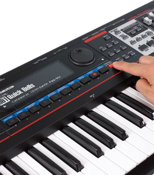 DISC Roland Juno Gi Keyboard Synthesizer at Gear4music