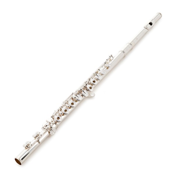 Yamaha YFL-677 Professional Handmade Flute 2
