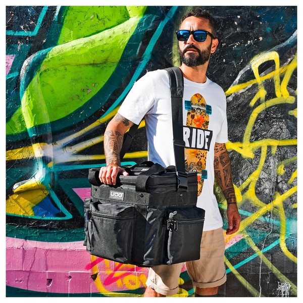 UDG Ultimate SoftBag LP 90 - Lifestyle