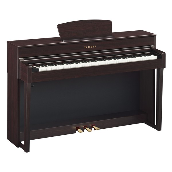 Yamaha CLP635 Piano Side