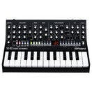 Roland SE-02 Analog Synthesizer med Roland K-25m Keyboard