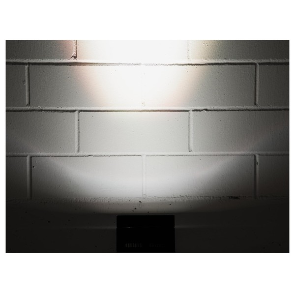 AKKU UP-4 QCL Spot Light