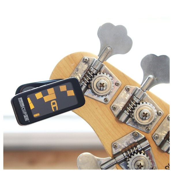 Peterson StroboClip HD, Clip On Strobe Tuner Lifestyle