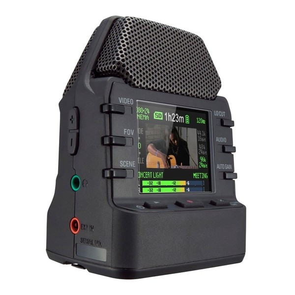 DISC Zoom Q2n Handy Video Recorder with Accessory Pack at Gear4music