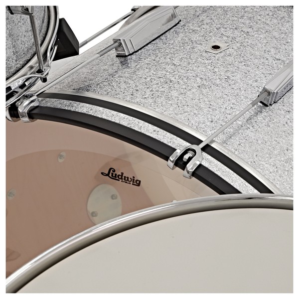 Ludwig Club Date 24" Shell Pack, Silver Mist w/ Free Matching Snare