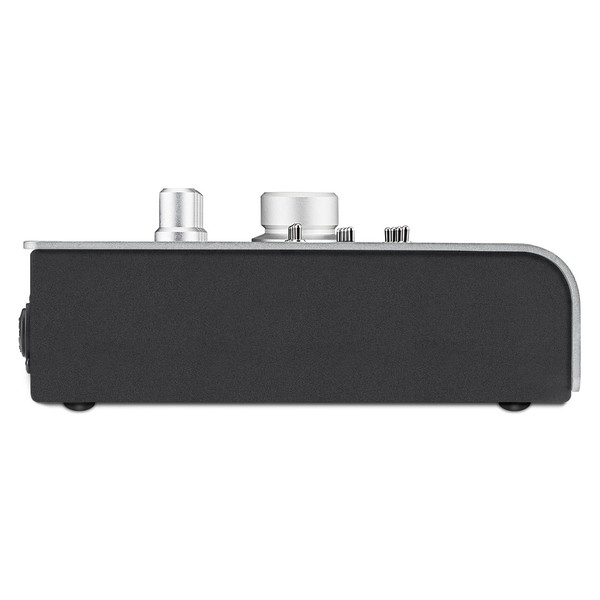 Audient ID44 - Side 2