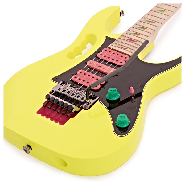 Standard　極　Yellow　jem 1992 Ibanez JEM 777 DY Desert Yellow | Guitar Chimp