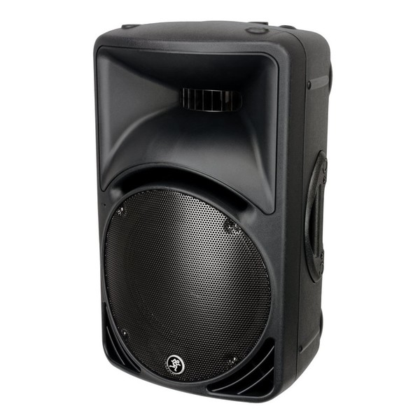 Mackie C300Z - Angled