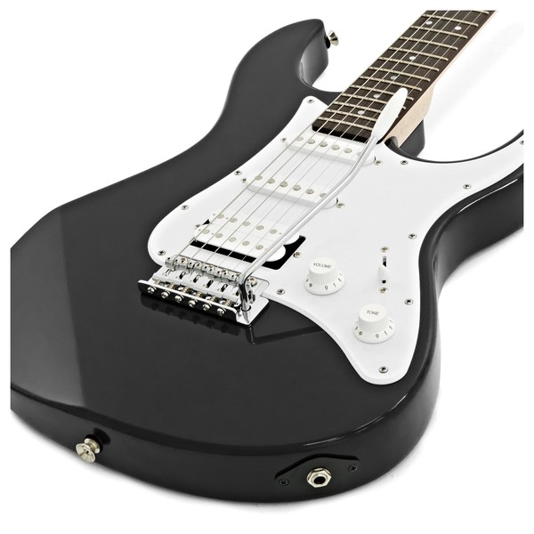 Yamaha Pacifica 012