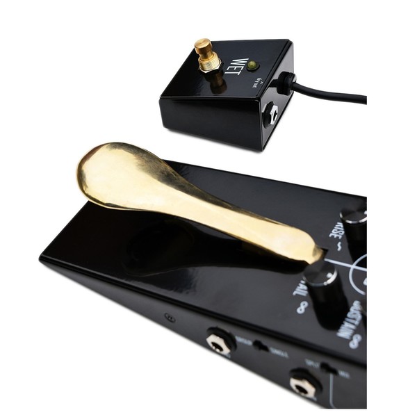 Gamechanger Audio Plus Pedal With Footswitch