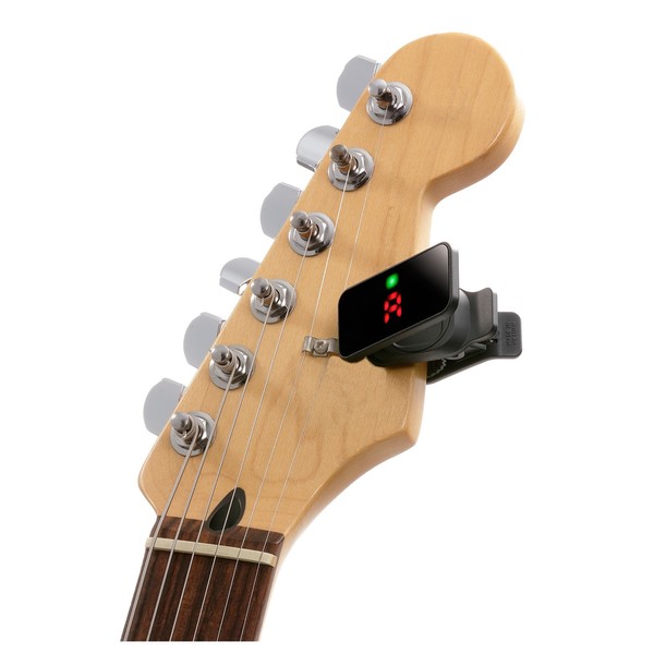 Korg Pitch Clip 2 Tuner- In use