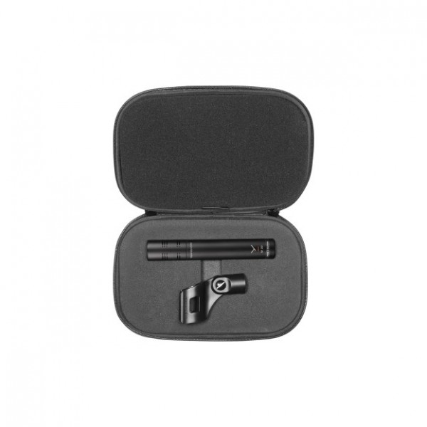beyerdynamic M 201 Dynamic Instrument Microphone - Case, Open