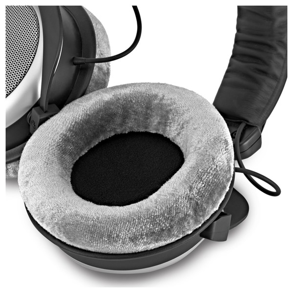 Beyerdynamic DT 880 Pro Headphones, 250 Ohms earpad