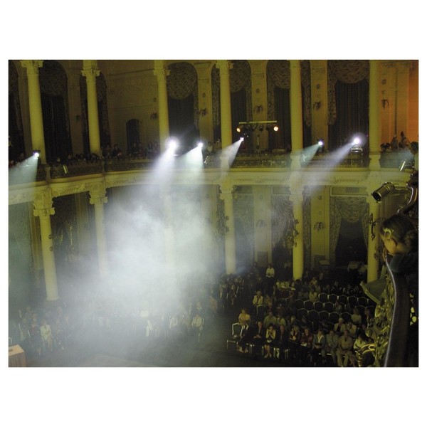Eurolite PAR-64 Spotlight, Black in action