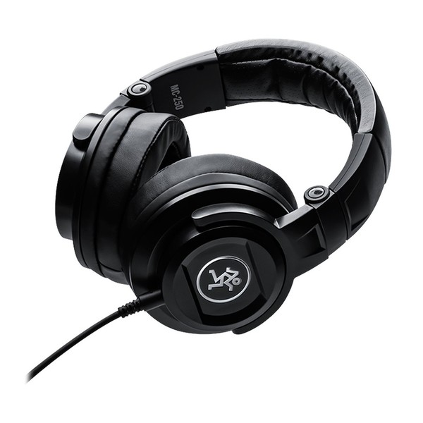 MC-250 Professional Headphones - Flat
