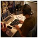 Hercules DJ Control Inpulse 200 - Lifestyle 2