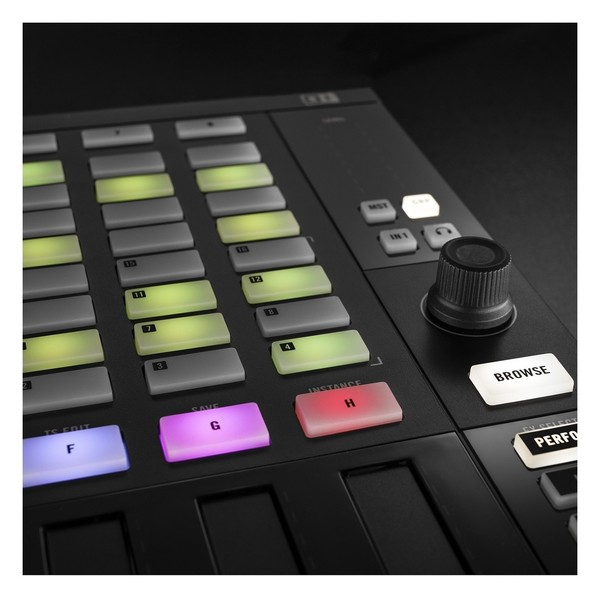 Native Instruments Maschine Jam with Decksaver Cover at