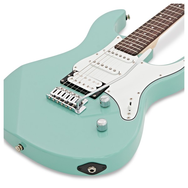 Yamaha Pacifica 112 V, Sonic Blue close