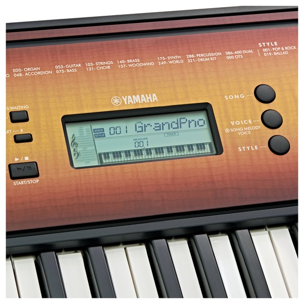 Yamaha PSR E360 Portable Keyboard, Maple, display