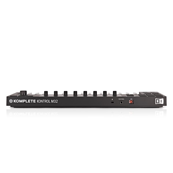 Native Instruments Komplete Kontrol M32 At Gear4music