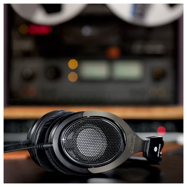 SRH1840 Studio