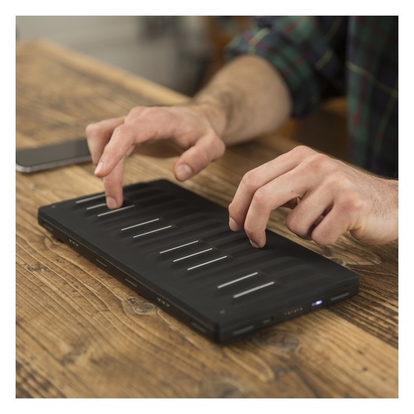 ROLI Seaboard Block with Snapcase at Gear4music