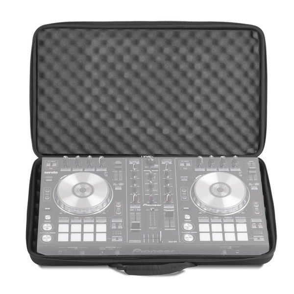 UDG Creator Controller Hardcase Large Black MK2 - Application (large controller)
