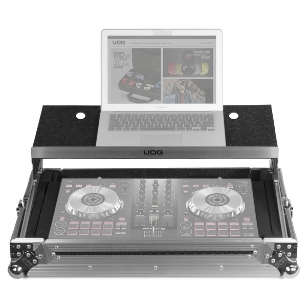 UDG FlightCase Multi Format XL + (Laptop), Silver - Front Open (Laptop and Controller Not Included)