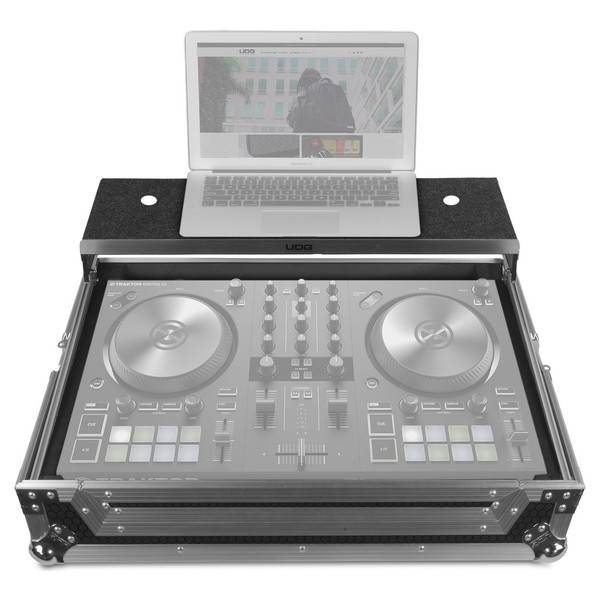 UDG FlightCase NI Kontrol S2 MK3 Plus (Laptop), Silver - Front Open (Controller and Laptop Not Included)