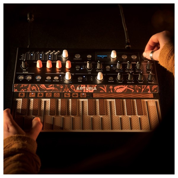 Arturia MICROFREAK Paraphonic Hybrid Synthesizer - Lifestyle 3