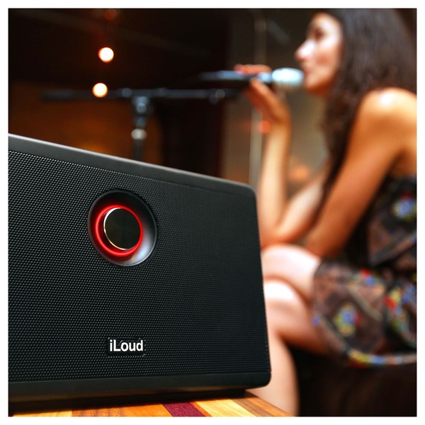 iLoud Bluetooth Speaker - Lifestyle
