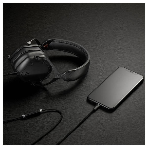 Crossfade M-100 with phone