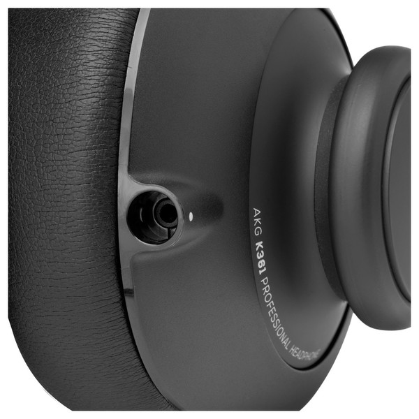 AKG K361 Closed Back Headphones, Cable Connector