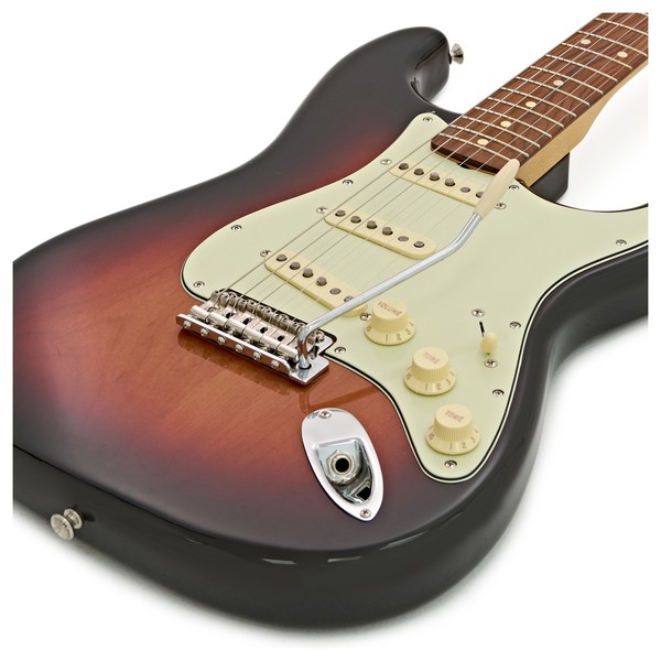 Fender Vintera 60s Stratocaster PF, 3-Tone Sunburst | Gear4music