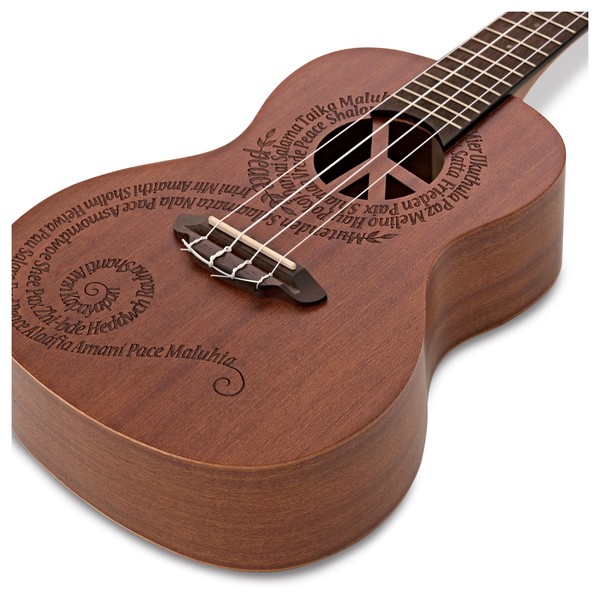 Luna Maluhia Concert Ukulele, Mahogany close