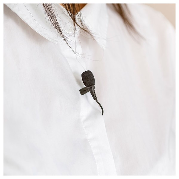 Rode Lavalier GO - Clipped onto Shirt