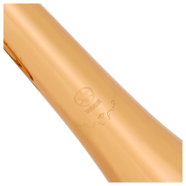 Yamaha YTR6335RC Commercial Bb Trumpet, Lacquer logo