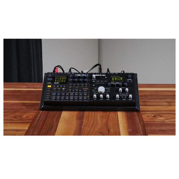 Ultimate Support MDS-100 Modular Device Stand - example 3